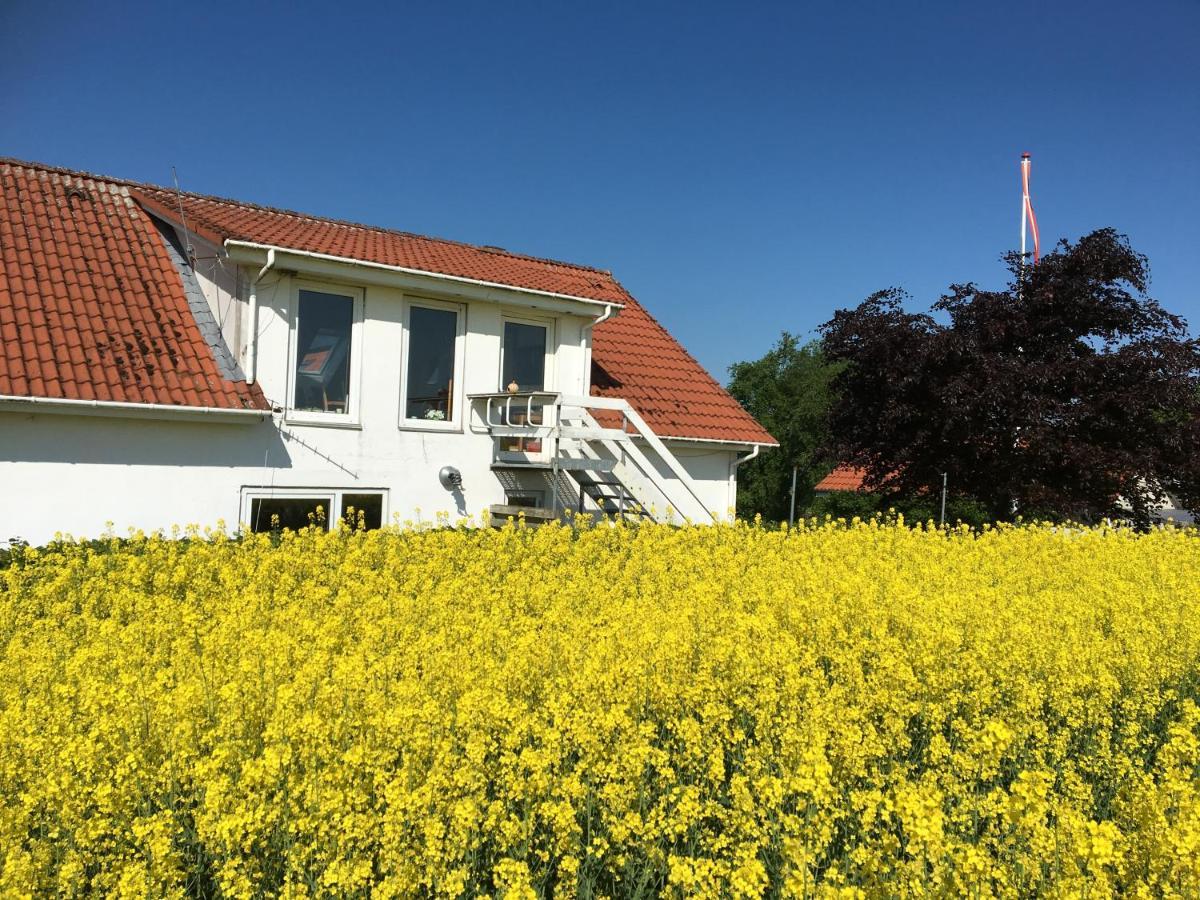 Margretelyst Bed & Breakfast Farsø Exterior foto